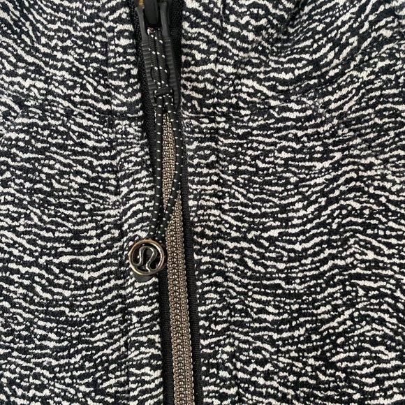 Lululemon scuba hoodie - Picture 4 of 5